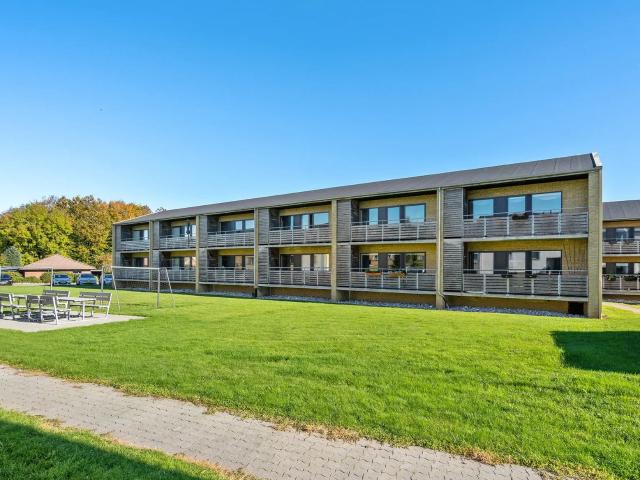Lys 2 værelses lejlighed på 68 m² nær Vejle centrum
