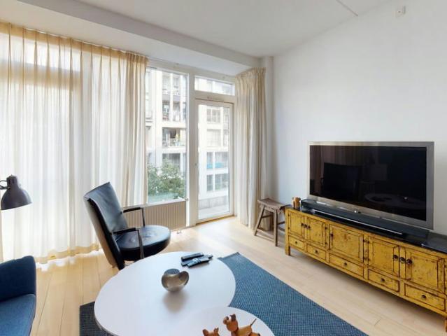 Lys 90 m² lejlighed i København SV