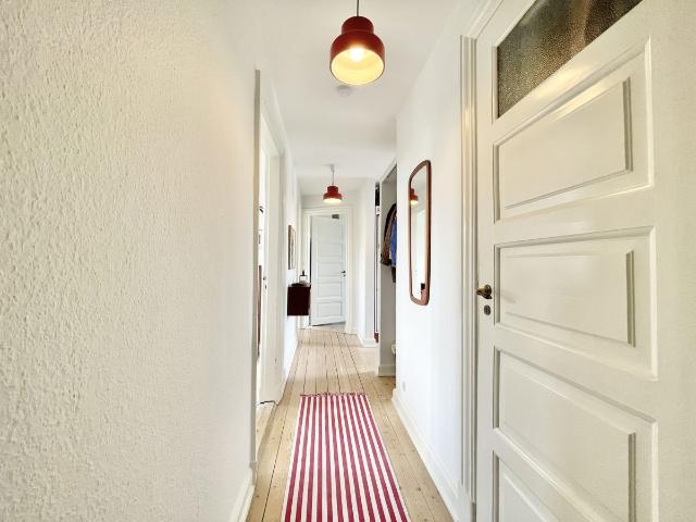 Lys 90 m² lejlighed med altan i Aalborg