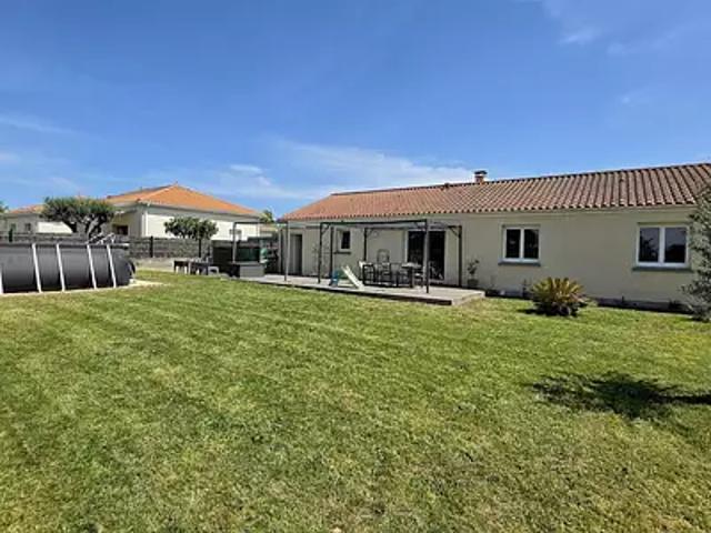 Lys Haut Layon 49310 Achat / Vente maison 5 pièces t5