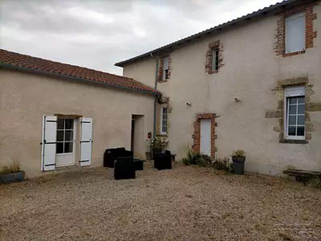 Lys Haut Layon 49310 Achat / Vente maison 9 pièces t9 cave