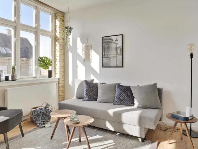 Lys og indbydende 1 værelses lejlighed i Frederiksberg C
