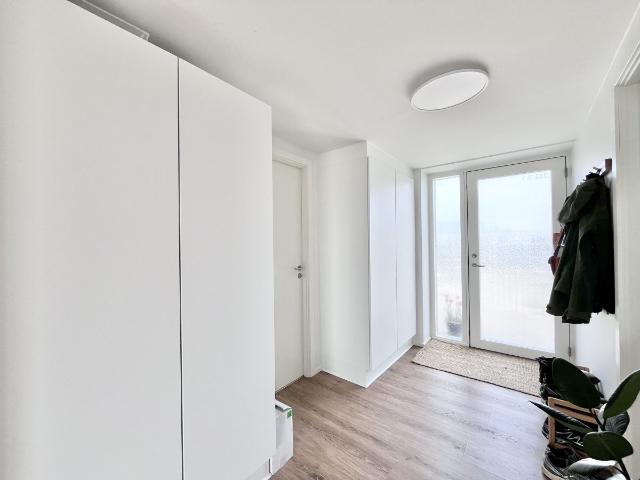 Lys og moderne 4 værelses lejlighed i Aalborg SV