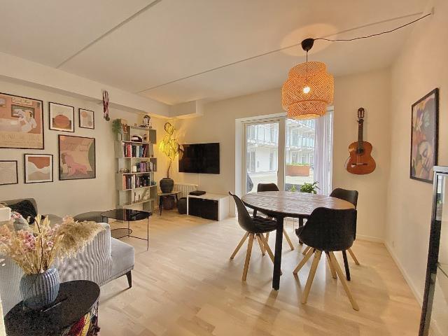 Lys og moderne 2 værelses lejlighed i Aalborg
