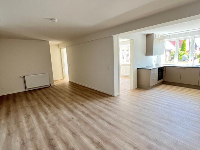 Lys og moderne 3‑værelses lejlighed midt i Middelfart