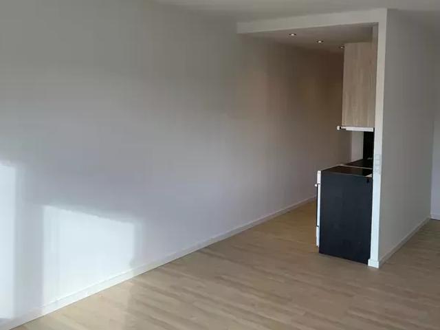 Lys og pæn lejlighed i central Fredericia