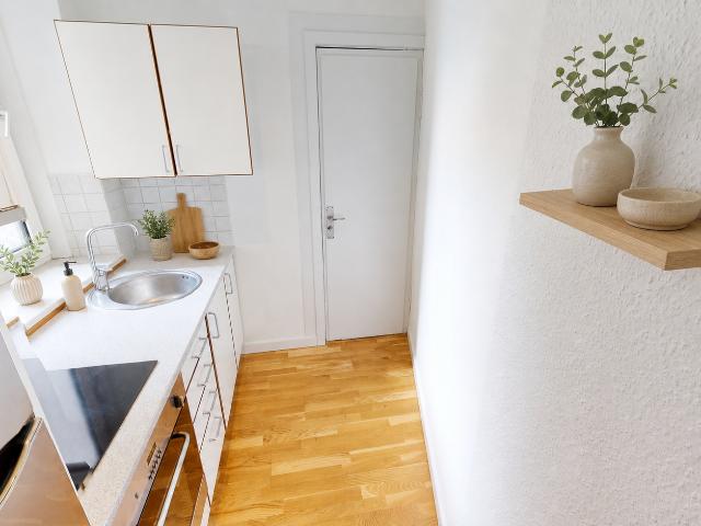 Lys lejlighed med 2 værelser centralt i Aalborg
