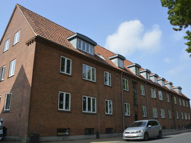 Lys lejlighed med moderne køkken i Odense C