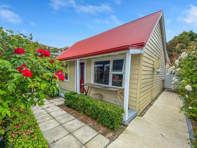 lyttelton, 3 bedrooms