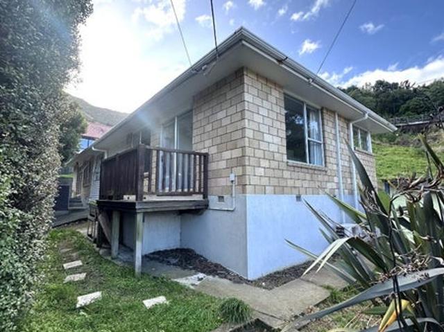 lyttelton, 2 bedrooms