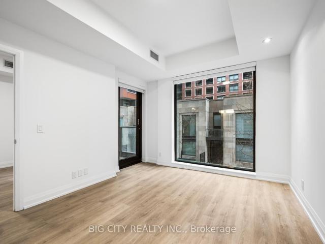 M04 36 Brentcliffe Road, Toronto | 2Beds/2Bath, Condo, $3,000/mo | Condos. Ca