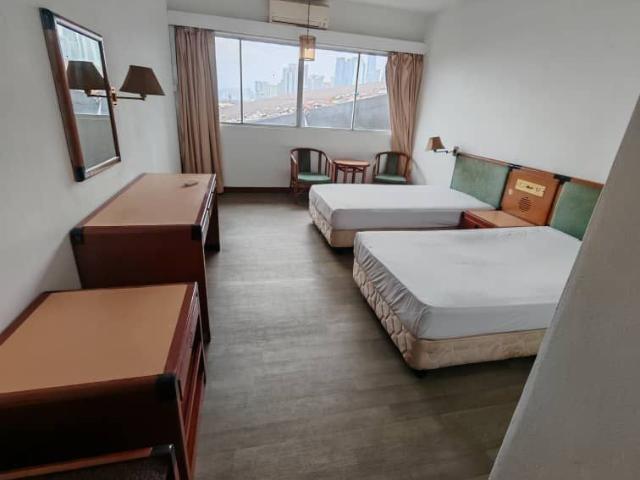 M1 hotel master room at chow kitmove in immediatelytrusted agent