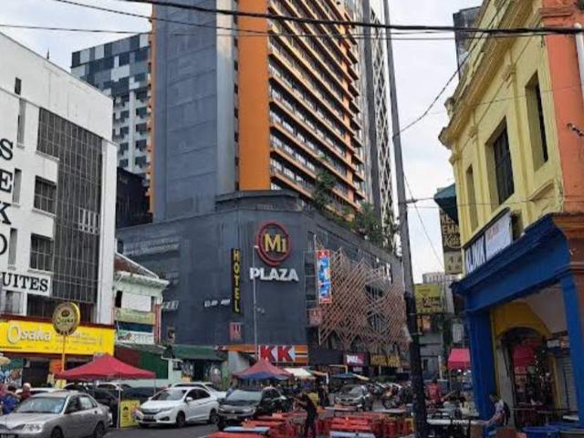 M1 Plaza Fully Furnished Room Near Monorail | Commom area Cleaning + WiFi | RM850