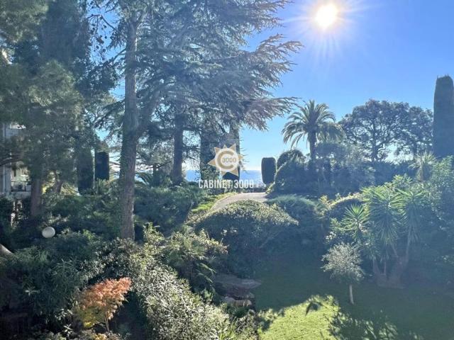 M2245 TOULON Cap Brun Appartement T5 Garage