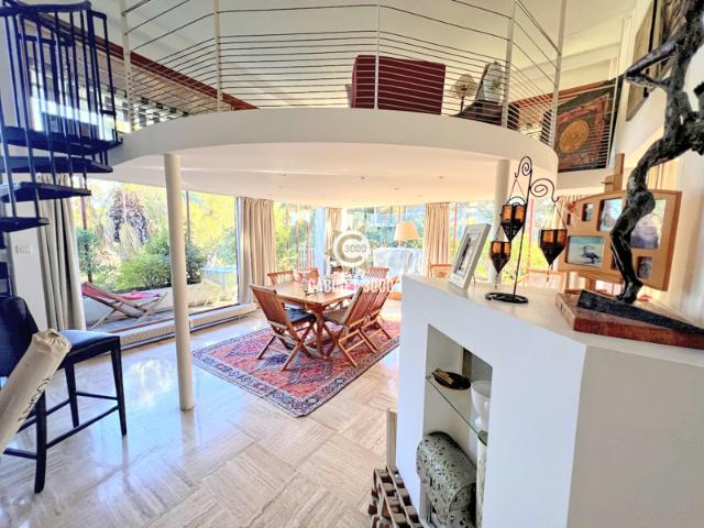 M2245 TOULON Cap Brun Appartement T5 Studio Garag