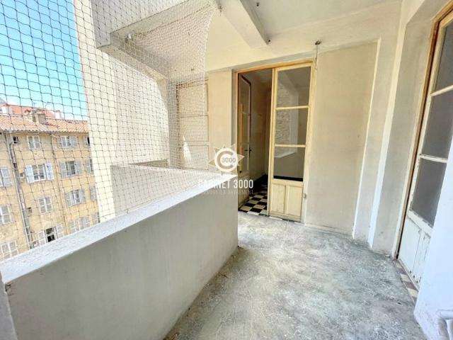 M2287 TOULON Haute ville / La gare Appartement T2 Ba