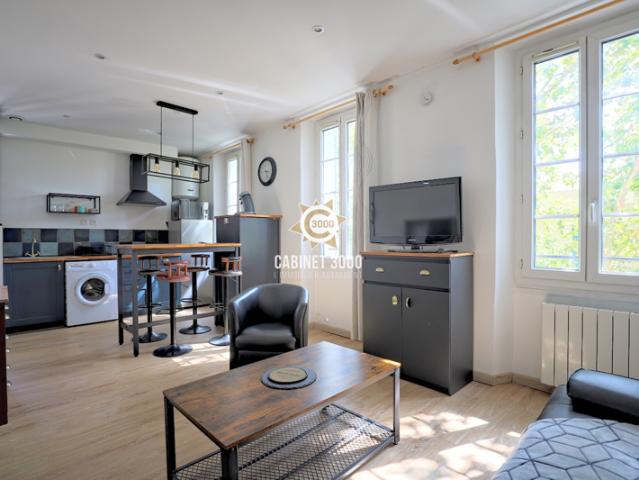 M2318 TOULON Le Mourillon Appartement T1