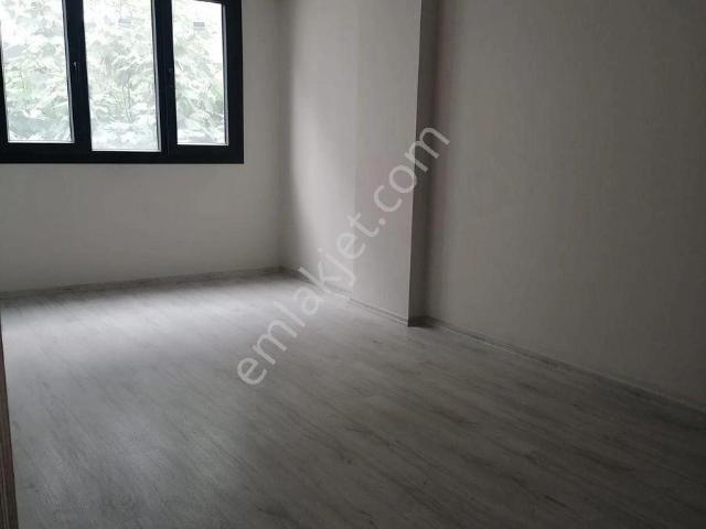 M7ş Gayrumenkulden Kiralık 2+1 Dirmiz Kiralıktır.