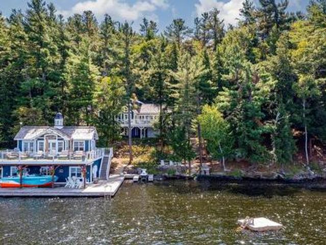 M81 Pine Island #1 Island, Muskoka Lakes. Monck Muskoka Lakes, ON, P1L 1W8 Luxury House for sale | Listing ID X13542 | Royal LePage Carriage Trade Luxury Properties