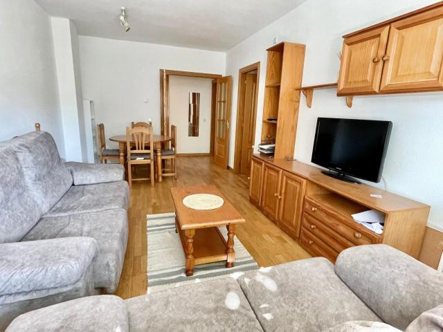M&M INMOBILIARIA Piso en alquiler en Núcleo Urbano por 1.500 €/mes A17 P148