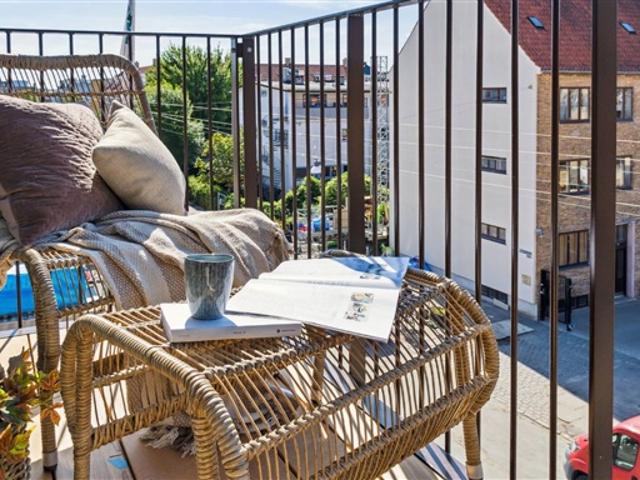 Møntmesterhus Lækker 4 værelses lejlighed med plads til familien og en hyggestun på altanen, København NV, København