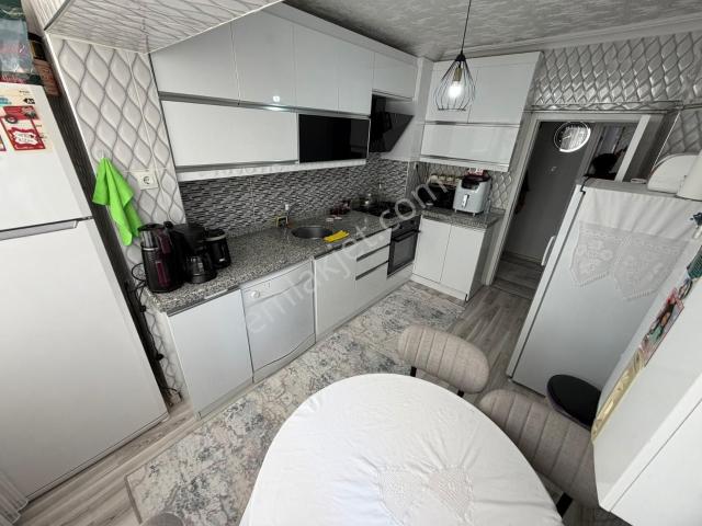 M.çakmak Mah.3+1 Ara Katta Full Yapılı Ön Cephe Daire