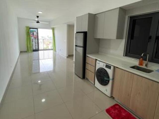 M Arisa Sentul Point 2room partly furnish c kl 2aircond readyin