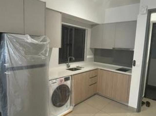 M arisa 3room c pool sentul point partly furnish below market 500 new