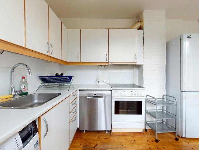 Møbleret 80 m² lejlighed i Valby