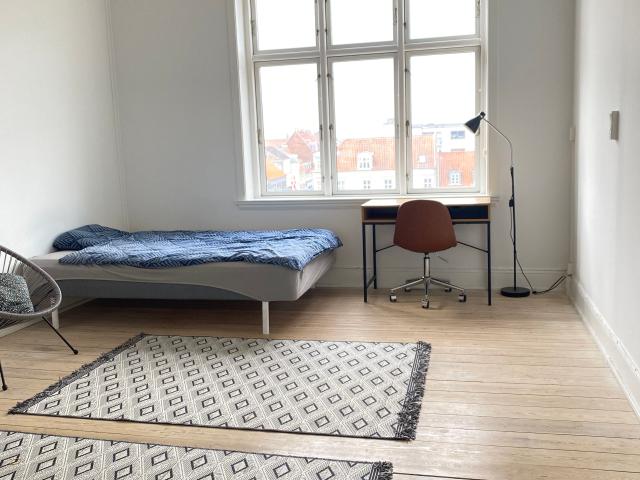 Møbleret værelser, alt inkl. Furnished room incl. All