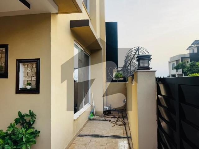 M Block 5 Marla House 1446 Boulevard Back Open Back Side Park For Sale Bahria Town Phase 8 Block M