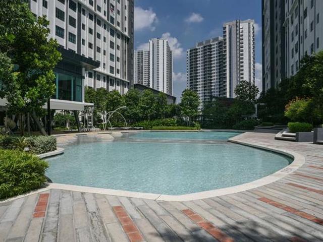 M Centura Sentul fully furnished 3r2b 4acond cantik