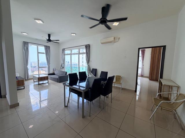 M condo larkin 3bedroom fully finish low depo