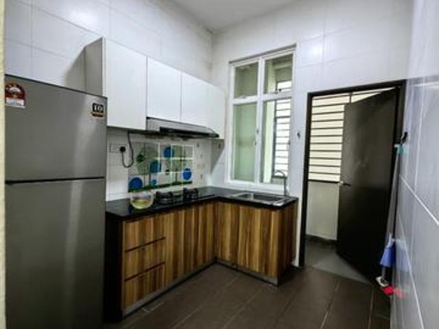 M Condo 3 Bedroom 2 Bathroom Fully Furnished Near CIQ