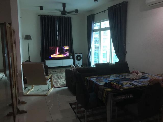 M Condominium Corner Lot Nice Pool View