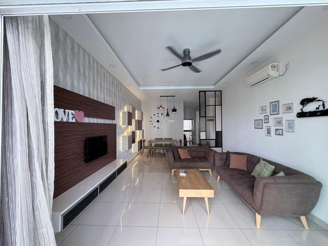 M Condominium Larkin 3 bedroom 2 bathroom