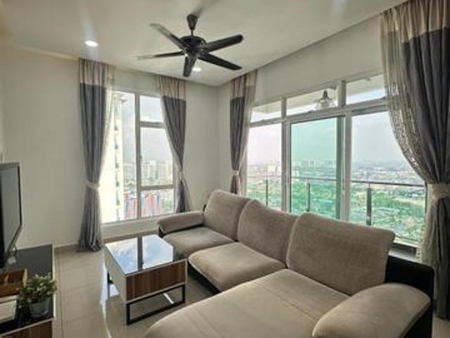 M Condominium Larkin Jb town 3Bed Ciq Fully Nice View