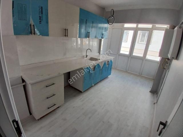 M.ç. Emlak Tan M. Çakmak Mah'de 2+1 Full Yapılı Daire