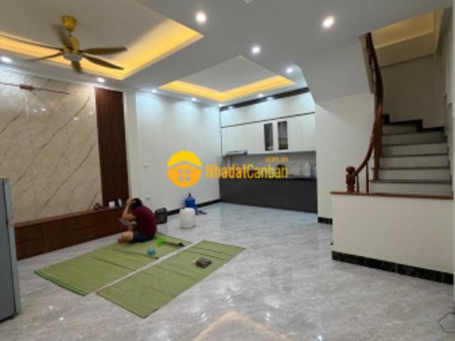 Mới 40m di trạch hoài đức 4 tầng full tiện ích tặng nội thất 5 tỷ 5