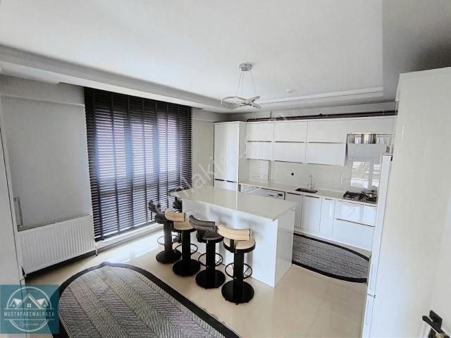 M.k.paşa Gayrimenkulden West Villas'ta 4+1 Lüks Tripleks Villa
