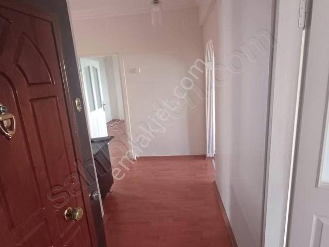 M.kemal Paşada Cadde Üzeri Kiralık 3+1 Daire