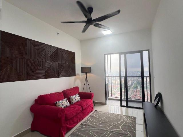 m luna, condominium