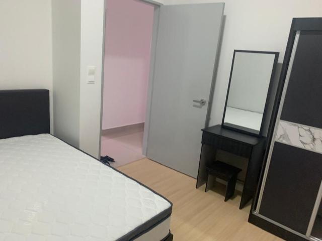 m luna, condominium