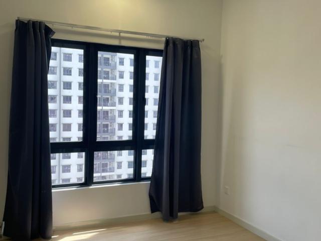 m luna, condominium