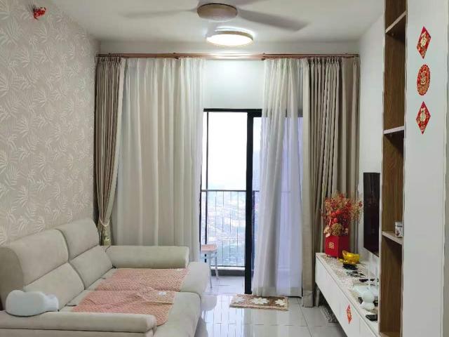 m luna, condominium