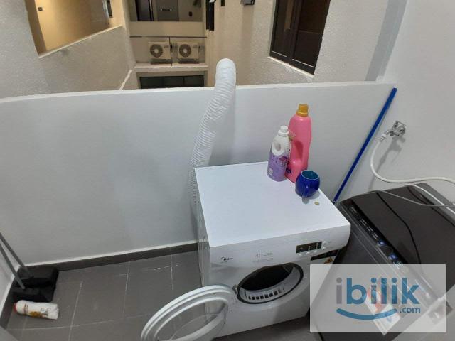 [M Luna] Medium Room Rent Near Kiara Bay, Metropolitan Square, Kepong, Selayang