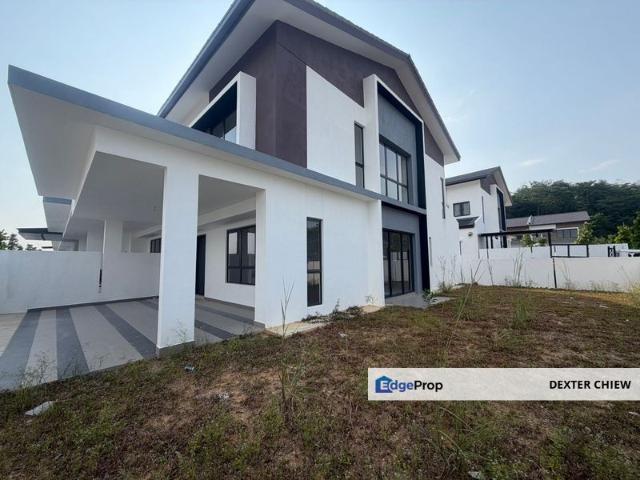 M Residence