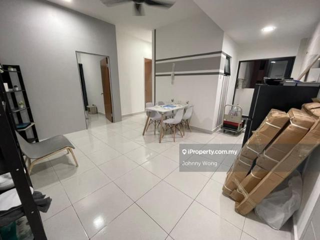 M Suite @ Desa Park North, Bandar Menjalara