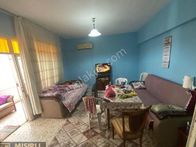 Mısırlı Gayrimenkul’den Çarşı İçinde Satılık 3+1 Daire