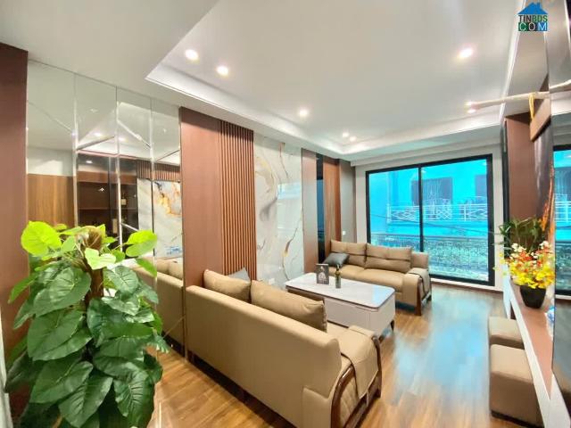 Mặt Ngõ Phố Lạc Long Quân 52M Giá 19,3 Tỷ 6 Tầng Thang Máy – 2 Mặt Thoáng Ô Tô Gần Hồ